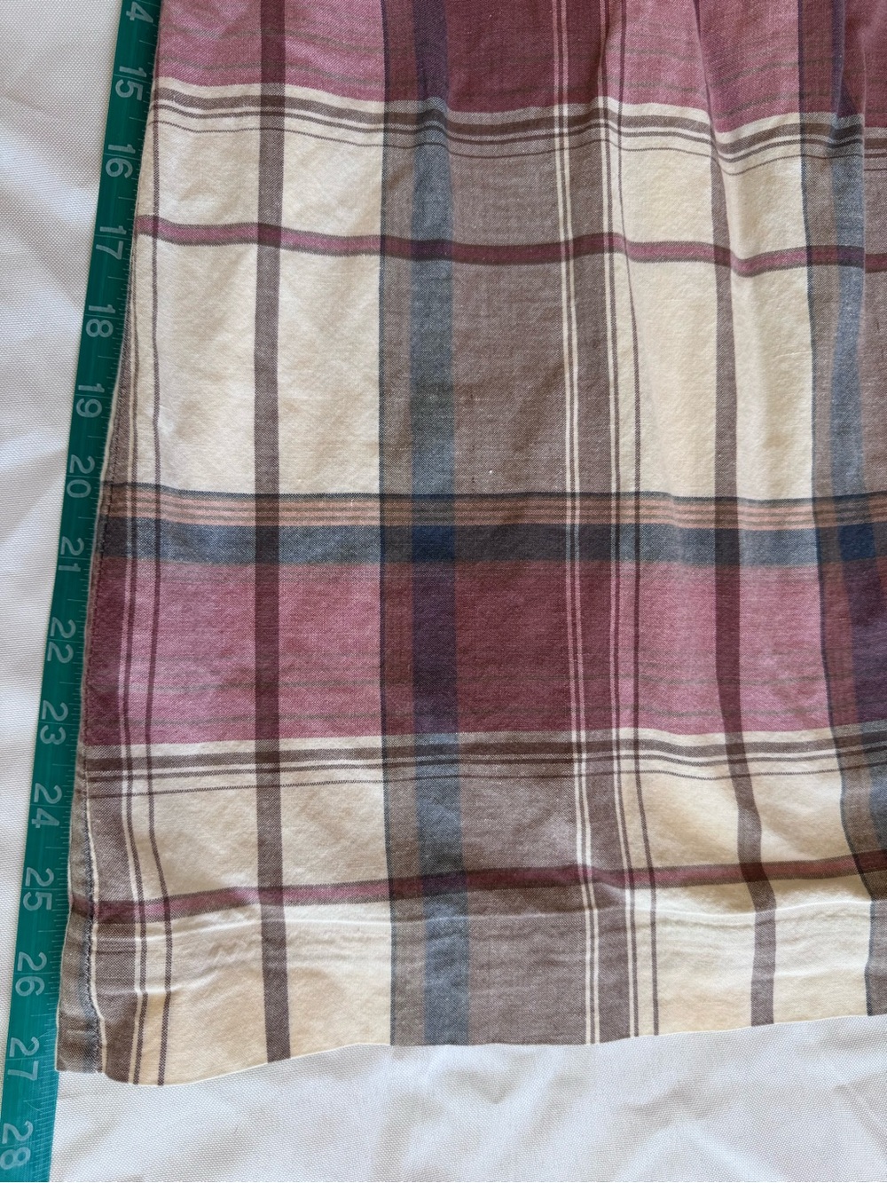 Orvis Plaid Drawstring Midi Skirt in Cream and Mauve-Tone - Picture 2 of 4